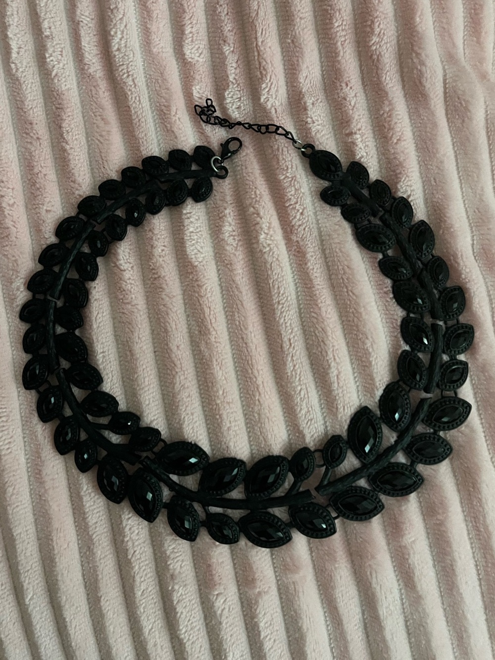 Black Leaf Statement Necklace - Women Jewelry